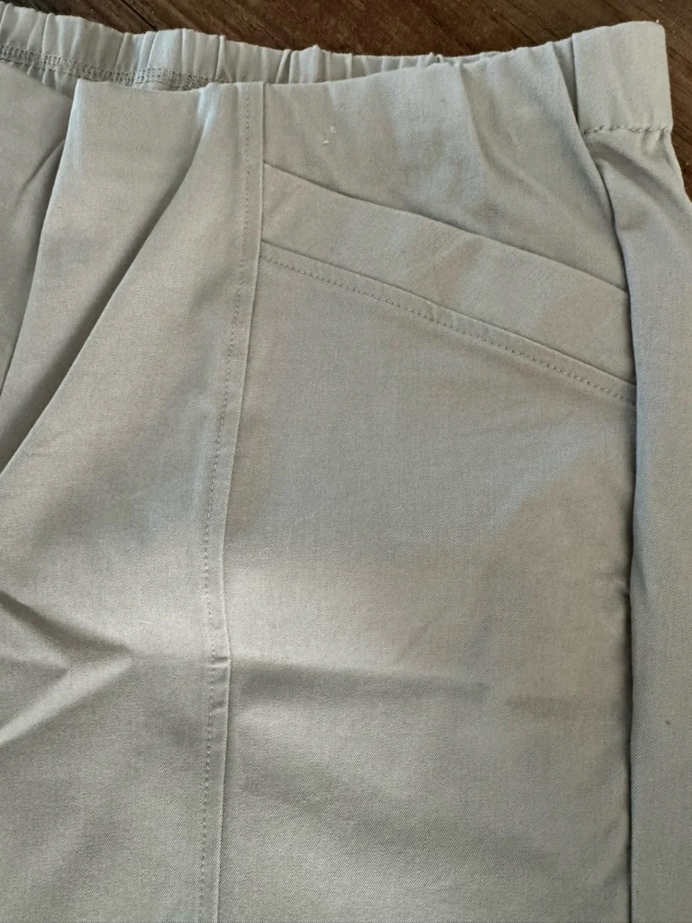 Isaac Mizrahi Live Pants Womens 14P Grey Knit Ankle Straight Wide Leg Stretch